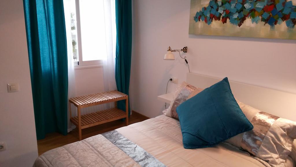 Mitjana Plaza Appartement Málaga Buitenkant foto