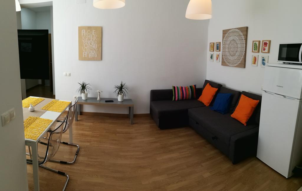 Mitjana Plaza Appartement Málaga Buitenkant foto