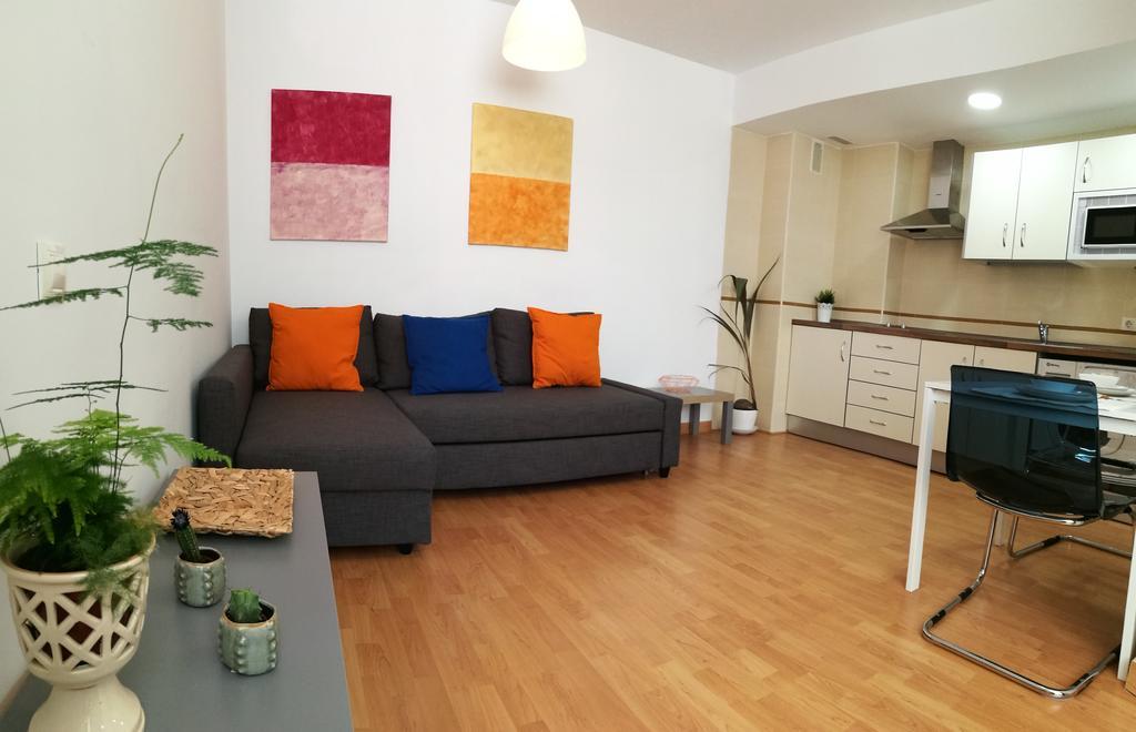 Mitjana Plaza Appartement Málaga Buitenkant foto